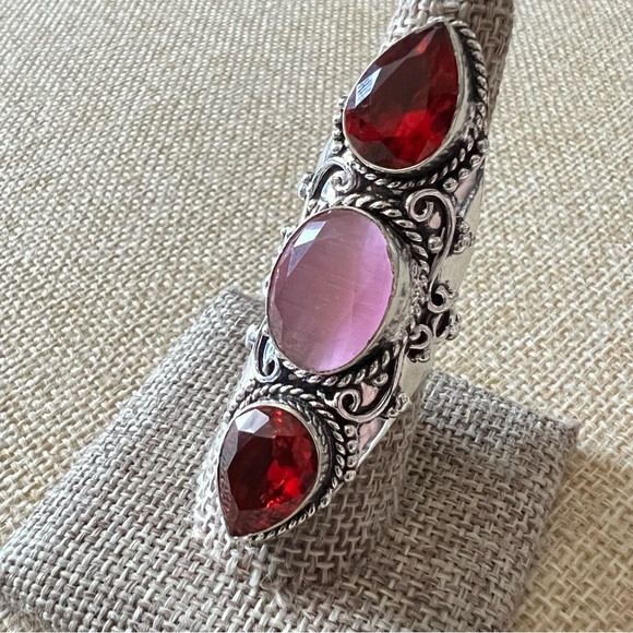 New Pink Cats Eye and Garnet Stone Silver Overlay Ring Size 7.5 - Picture 9 of 10